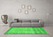 Machine Washable Persian Green Traditional Area Rugs in a Living Room,, wshtr3702grn