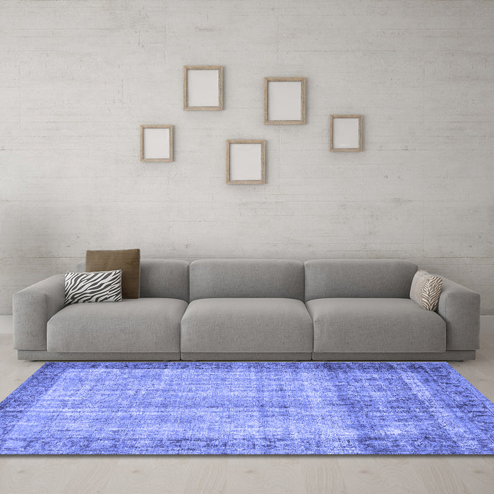 Machine Washable Persian Blue Traditional Rug in a Living Room, wshtr3702blu
