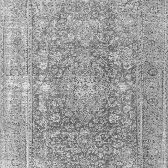 Serging Thickness of Machine Washable Persian Gray Traditional Rug, wshtr3704gry