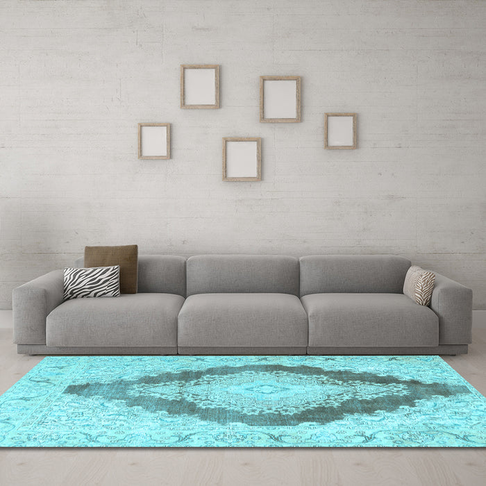 Machine Washable Persian Light Blue Traditional Rug in a Living Room, wshtr3707lblu