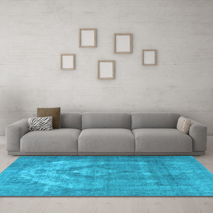 Machine Washable Persian Light Blue Traditional Rug in a Living Room, wshtr3709lblu