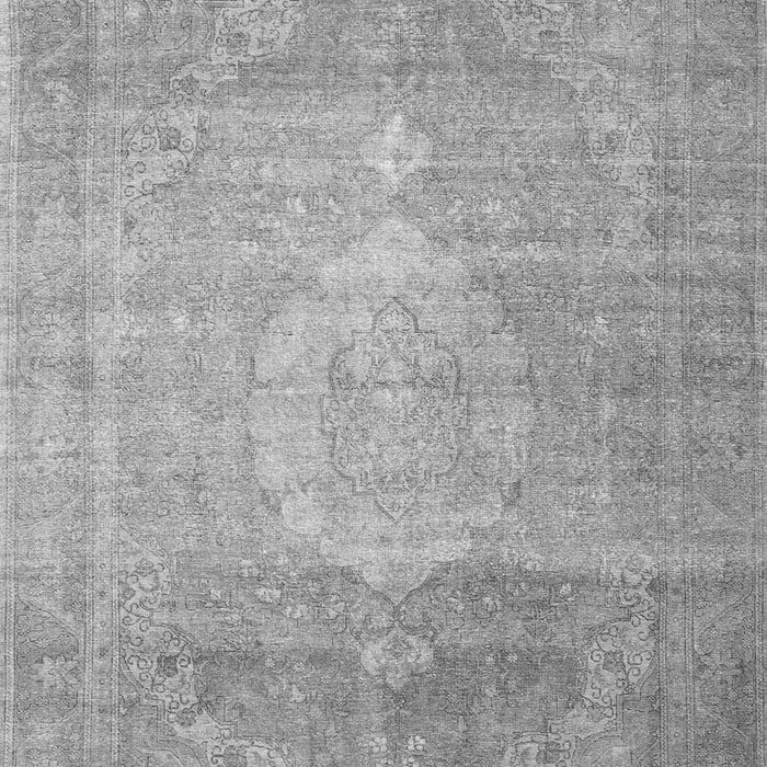 Serging Thickness of Machine Washable Persian Gray Traditional Rug, wshtr3711gry