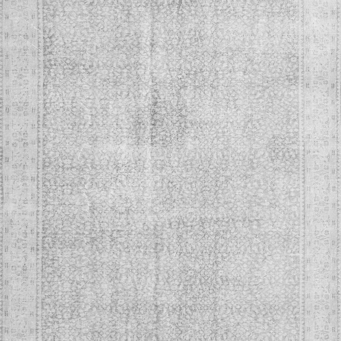 Serging Thickness of Machine Washable Persian Gray Traditional Rug, wshtr3712gry