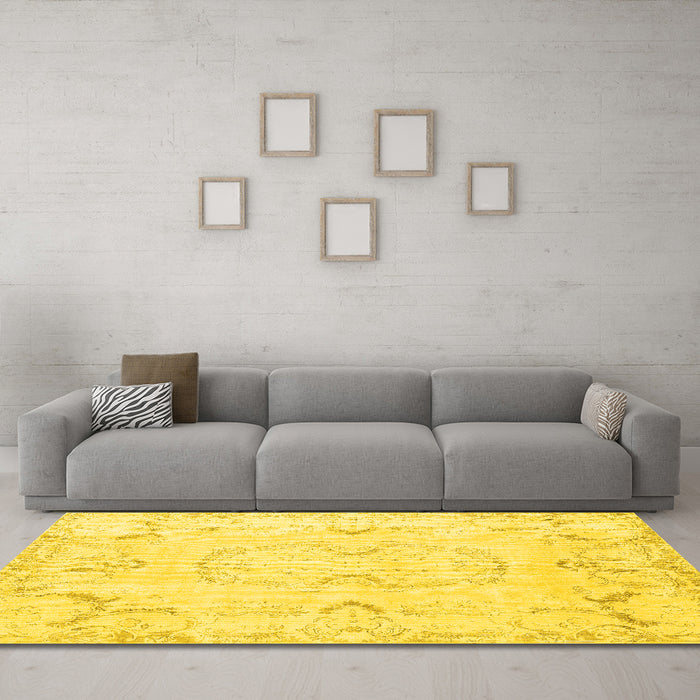 Machine Washable Persian Yellow Traditional Rug in a Living Room, wshtr3715yw
