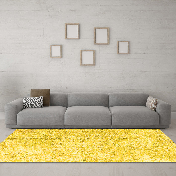 Machine Washable Persian Yellow Traditional Rug in a Living Room, wshtr3721yw