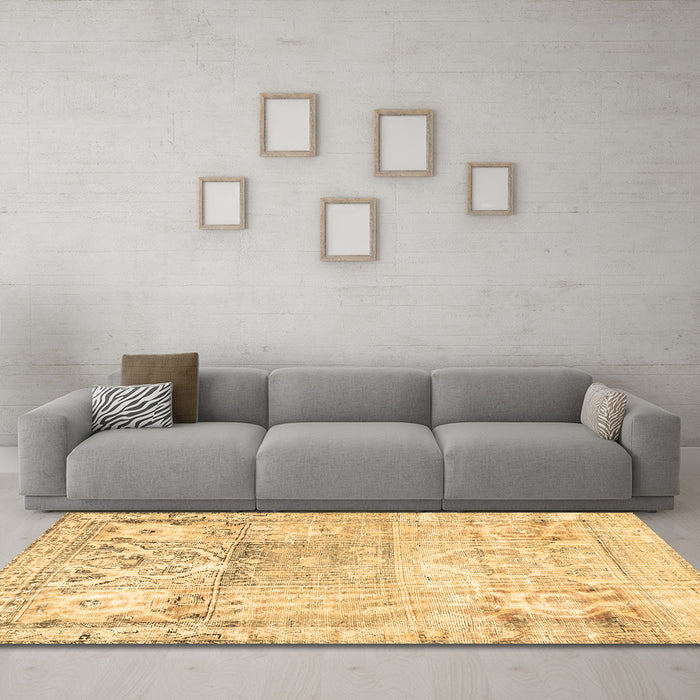 Machine Washable Persian Brown Traditional Rug in a Living Room,, wshtr3725brn