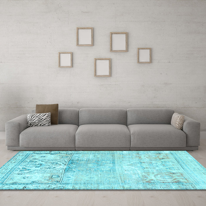 Machine Washable Persian Light Blue Traditional Rug in a Living Room, wshtr3725lblu