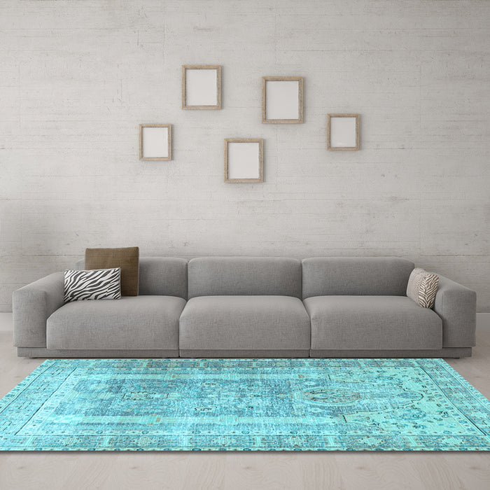 Machine Washable Persian Light Blue Traditional Rug in a Living Room, wshtr3727lblu