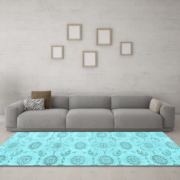 Machine Washable Persian Light Blue Traditional Rug in a Living Room, wshtr3728lblu