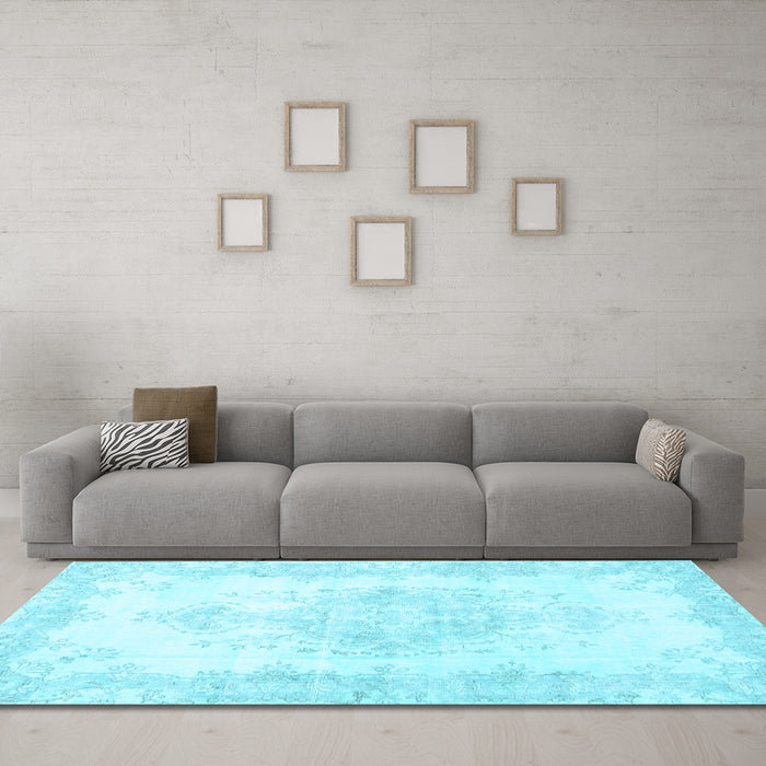 Machine Washable Persian Light Blue Traditional Rug in a Living Room, wshtr3729lblu