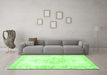 Machine Washable Persian Green Traditional Area Rugs in a Living Room,, wshtr3729grn