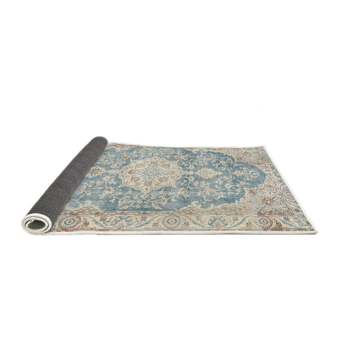Sideview of Traditional Gunmetal Gray Medallion Rug, tr3730