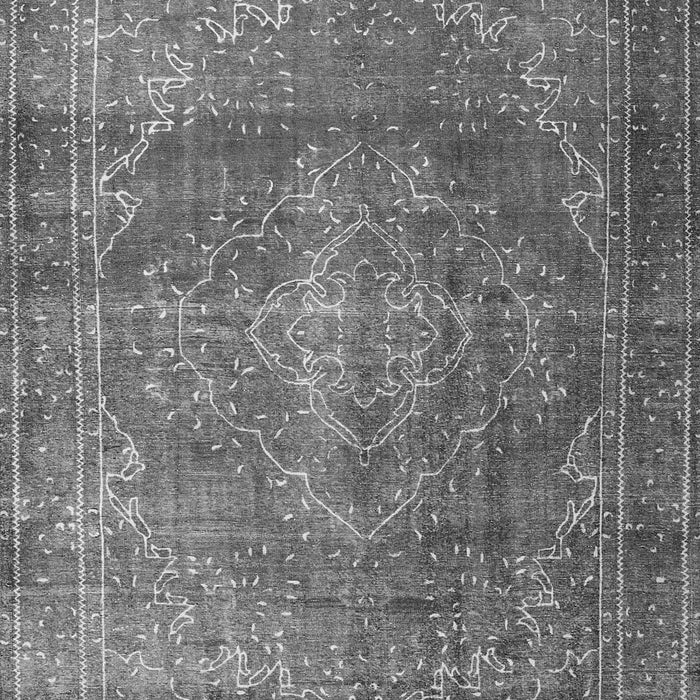 Serging Thickness of Machine Washable Persian Gray Traditional Rug, wshtr3733gry