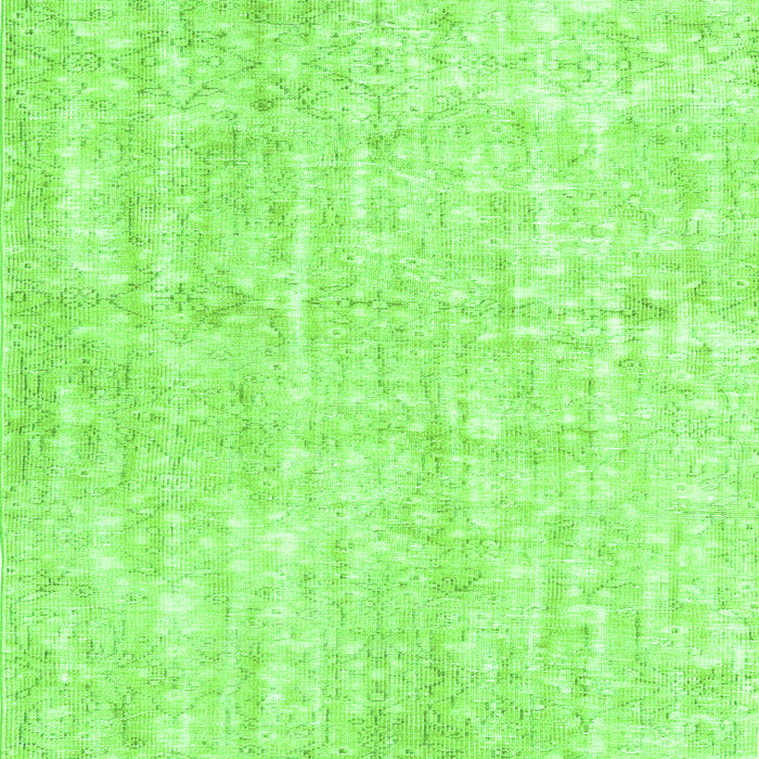Serging Thickness of Machine Washable Persian Green Traditional Area Rugs, wshtr3735grn