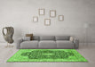 Machine Washable Medallion Green Traditional Area Rugs in a Living Room,, wshtr373grn