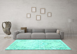 Machine Washable Persian Turquoise Traditional Area Rugs in a Living Room,, wshtr3740turq
