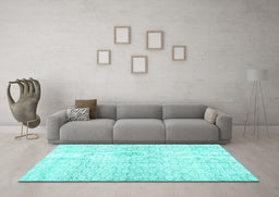 Machine Washable Persian Turquoise Traditional Area Rugs in a Living Room,, wshtr3744turq