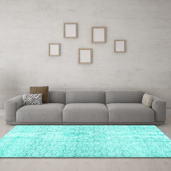 Machine Washable Persian Turquoise Traditional Area Rugs in a Living Room,, wshtr3744turq