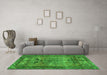 Machine Washable Persian Green Traditional Area Rugs in a Living Room,, wshtr3745grn