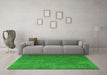 Machine Washable Persian Green Traditional Area Rugs in a Living Room,, wshtr3746grn