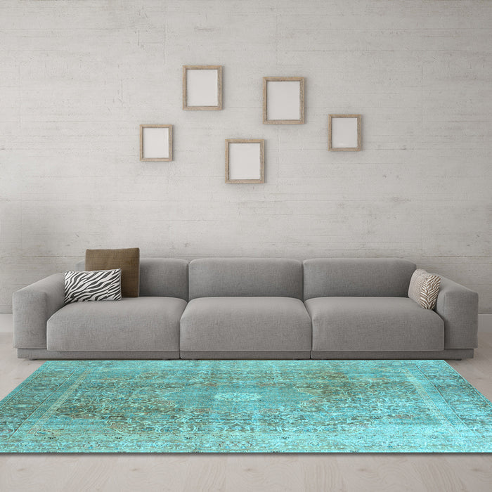 Machine Washable Persian Light Blue Traditional Rug in a Living Room, wshtr3747lblu
