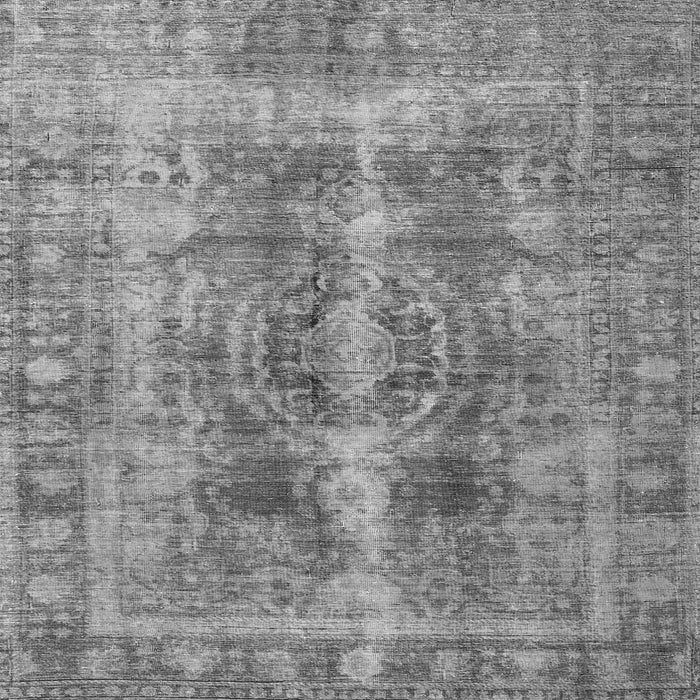 Round Machine Washable Persian Gray Traditional Rug, wshtr3748gry