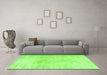 Machine Washable Persian Green Traditional Area Rugs in a Living Room,, wshtr3752grn