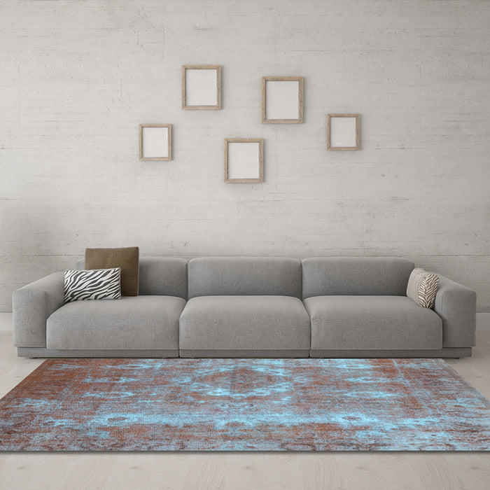 Machine Washable Persian Light Blue Traditional Rug in a Living Room, wshtr3756lblu