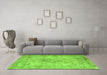 Machine Washable Persian Green Traditional Area Rugs in a Living Room,, wshtr3763grn