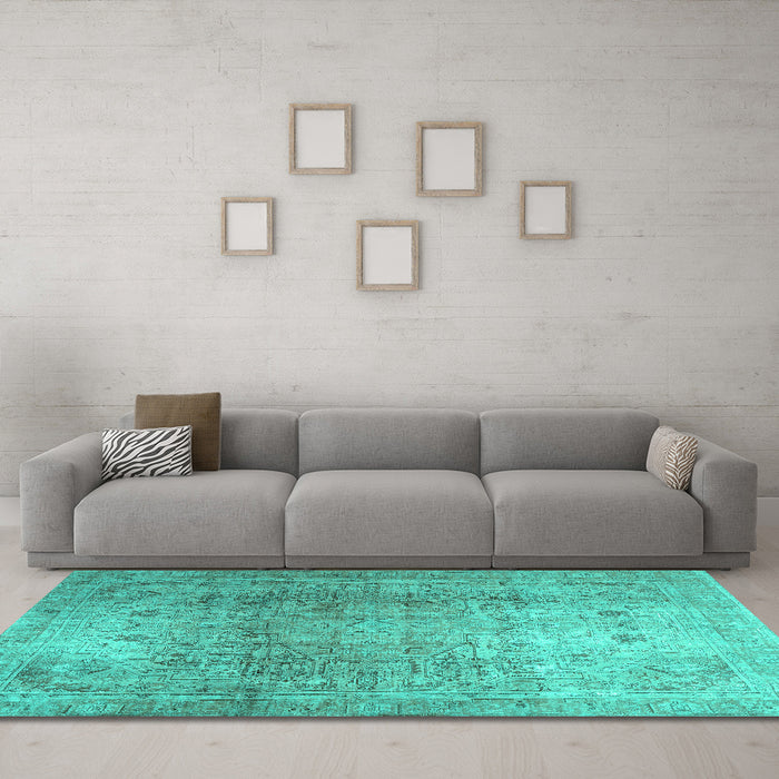 Machine Washable Persian Turquoise Traditional Area Rugs in a Living Room,, wshtr3764turq