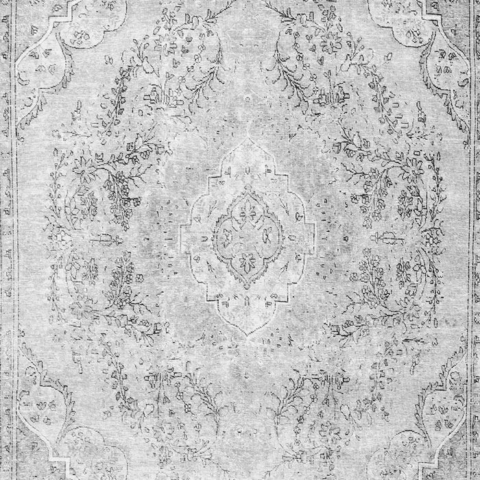 Serging Thickness of Machine Washable Persian Gray Traditional Rug, wshtr3770gry