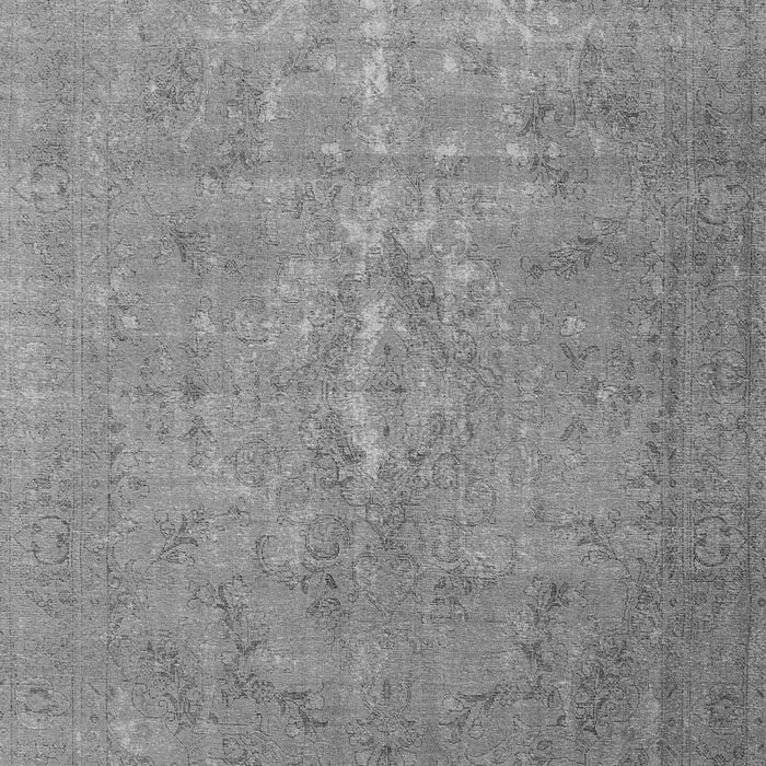 Serging Thickness of Machine Washable Persian Gray Traditional Rug, wshtr3773gry