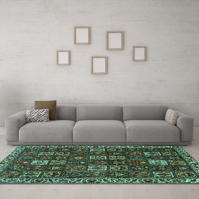Machine Washable Persian Turquoise Traditional Area Rugs in a Living Room,, wshtr3776turq