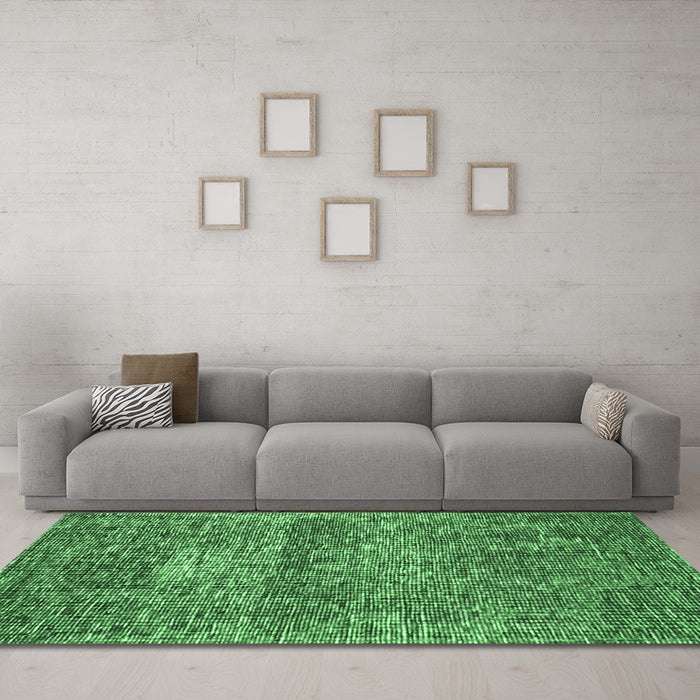 Machine Washable Persian Emerald Green Traditional Area Rugs in a Living Room,, wshtr3778emgrn