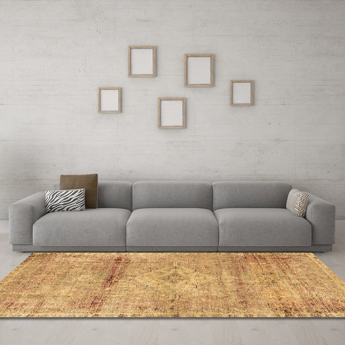 Machine Washable Medallion Brown Traditional Rug in a Living Room,, wshtr3779brn