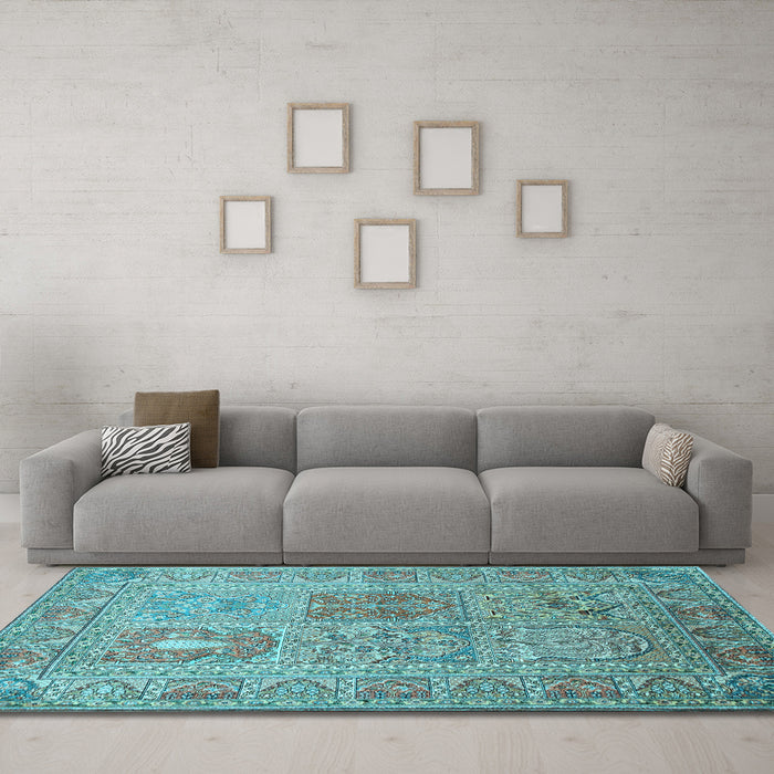 Machine Washable Persian Light Blue Traditional Rug in a Living Room, wshtr377lblu