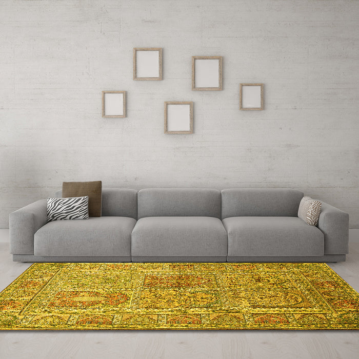 Machine Washable Persian Yellow Traditional Rug in a Living Room, wshtr377yw
