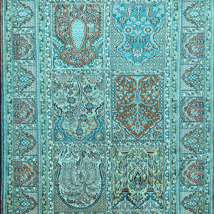 Machine Washable Persian Light Blue Traditional Rug, wshtr377lblu