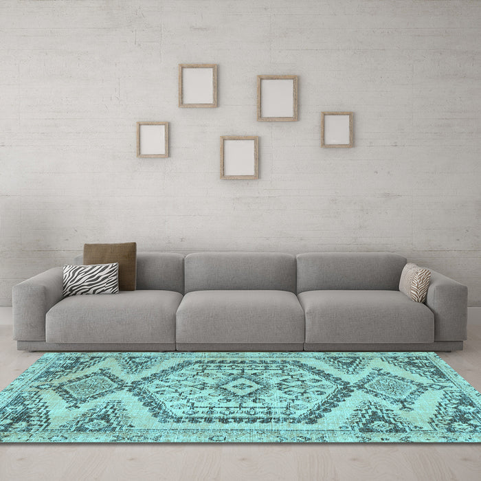 Machine Washable Persian Light Blue Traditional Rug in a Living Room, wshtr3782lblu