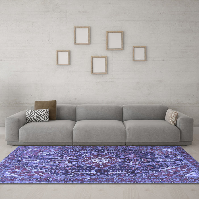 Machine Washable Persian Blue Traditional Rug in a Living Room, wshtr3789blu