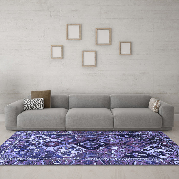 Machine Washable Persian Blue Traditional Rug in a Living Room, wshtr3797blu