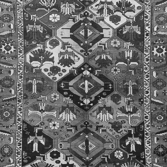 Serging Thickness of Machine Washable Persian Gray Traditional Rug, wshtr3797gry