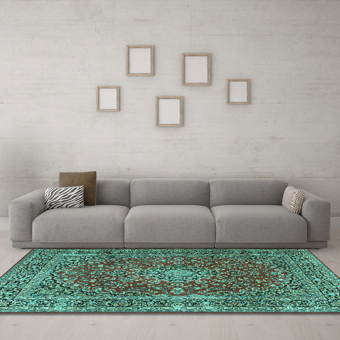 Machine Washable Persian Turquoise Traditional Area Rugs in a Living Room,, wshtr3799turq