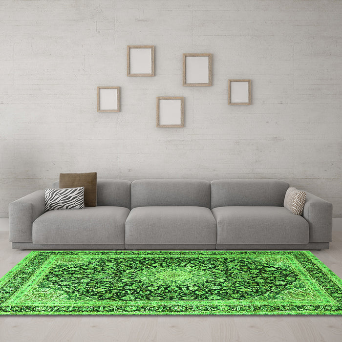 Machine Washable Persian Green Traditional Area Rugs in a Living Room,, wshtr3800grn