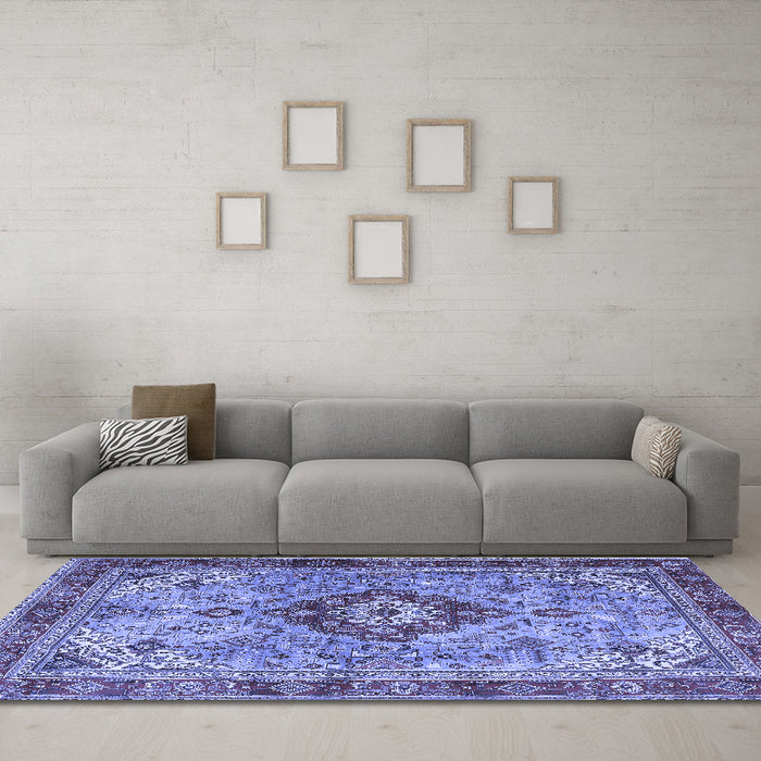 Machine Washable Persian Blue Traditional Rug in a Living Room, wshtr3801blu
