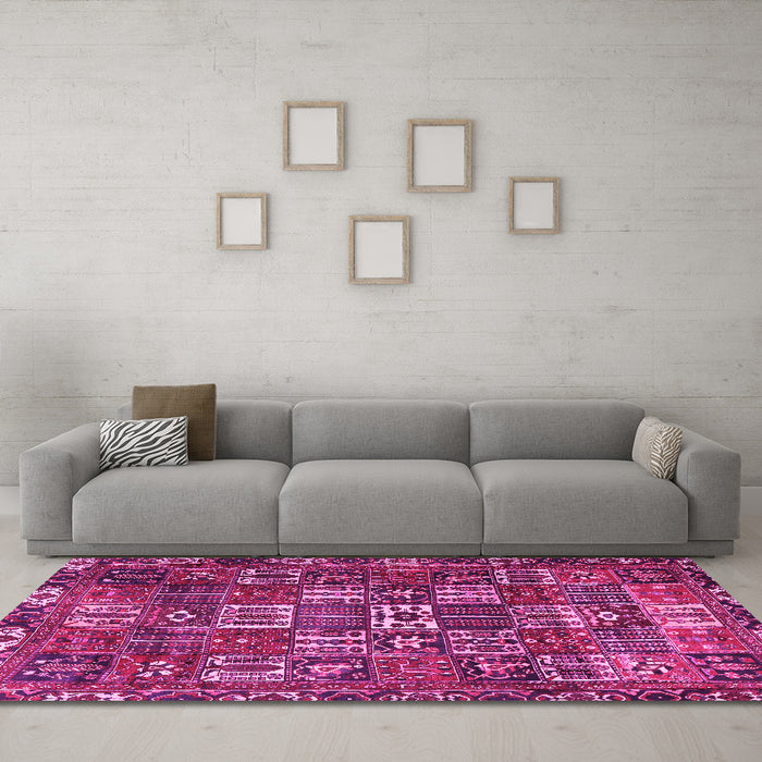 Machine Washable Persian Pink Traditional Rug in a Living Room, wshtr3803pnk