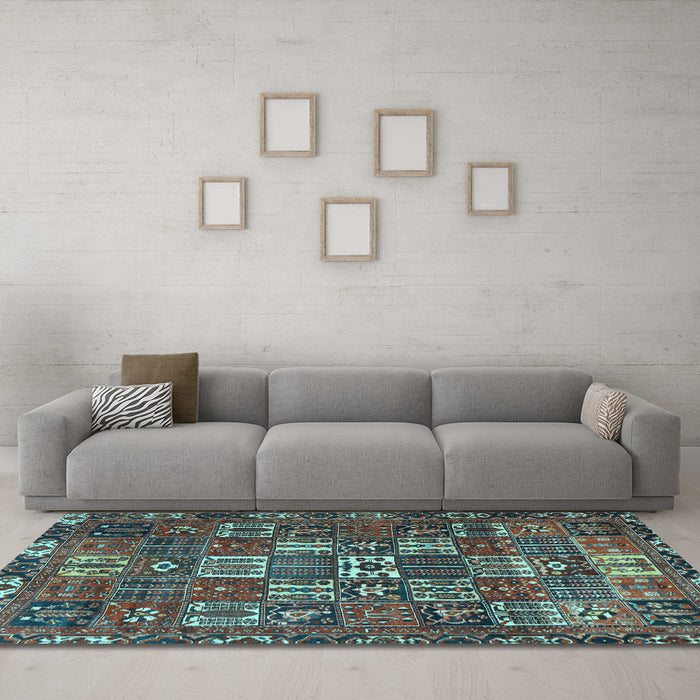 Machine Washable Persian Light Blue Traditional Rug in a Living Room, wshtr3803lblu