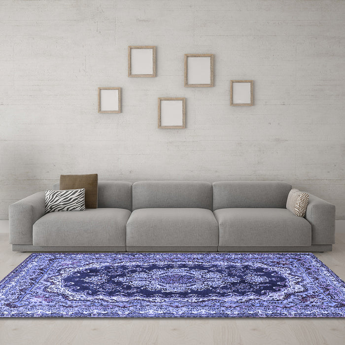 Machine Washable Medallion Blue Traditional Rug in a Living Room, wshtr3805blu
