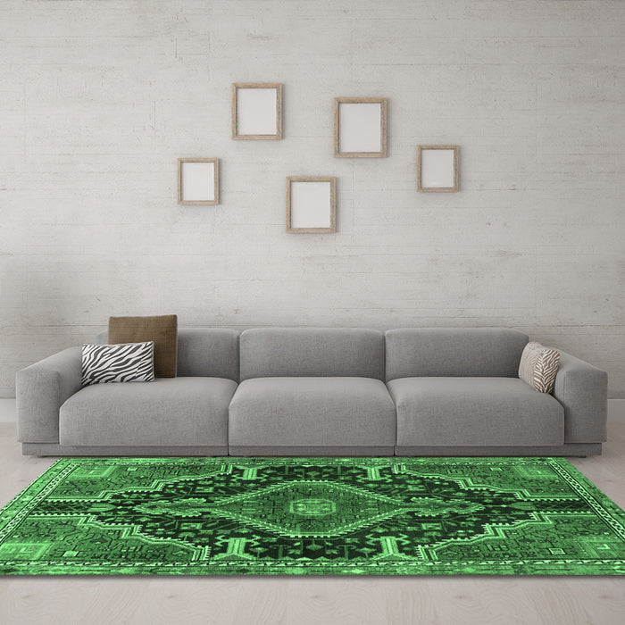 Machine Washable Persian Emerald Green Traditional Area Rugs in a Living Room,, wshtr3809emgrn