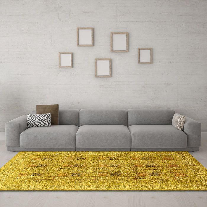Machine Washable Persian Yellow Traditional Rug in a Living Room, wshtr380yw